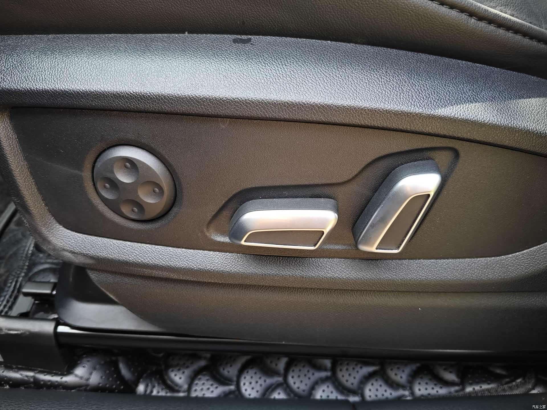 Audi Q5L, 2024 10