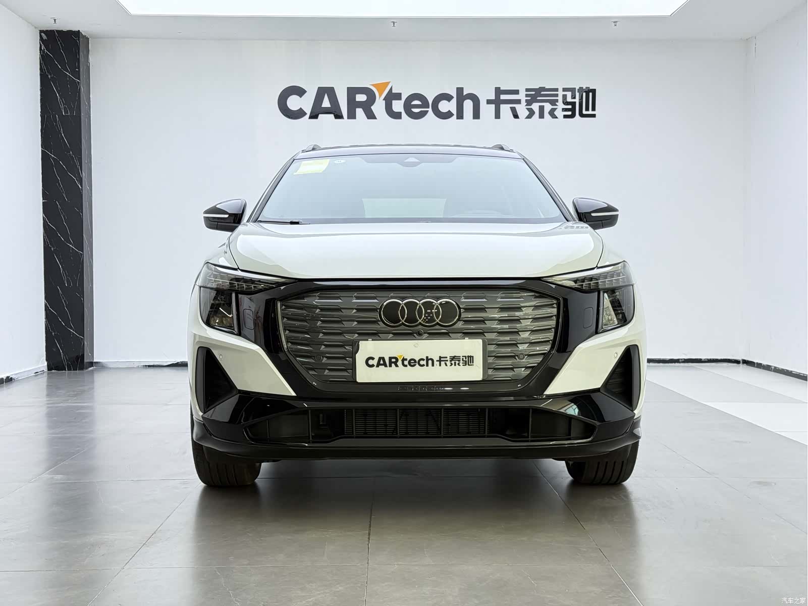 Audi Q5 e-tron, 2024 2