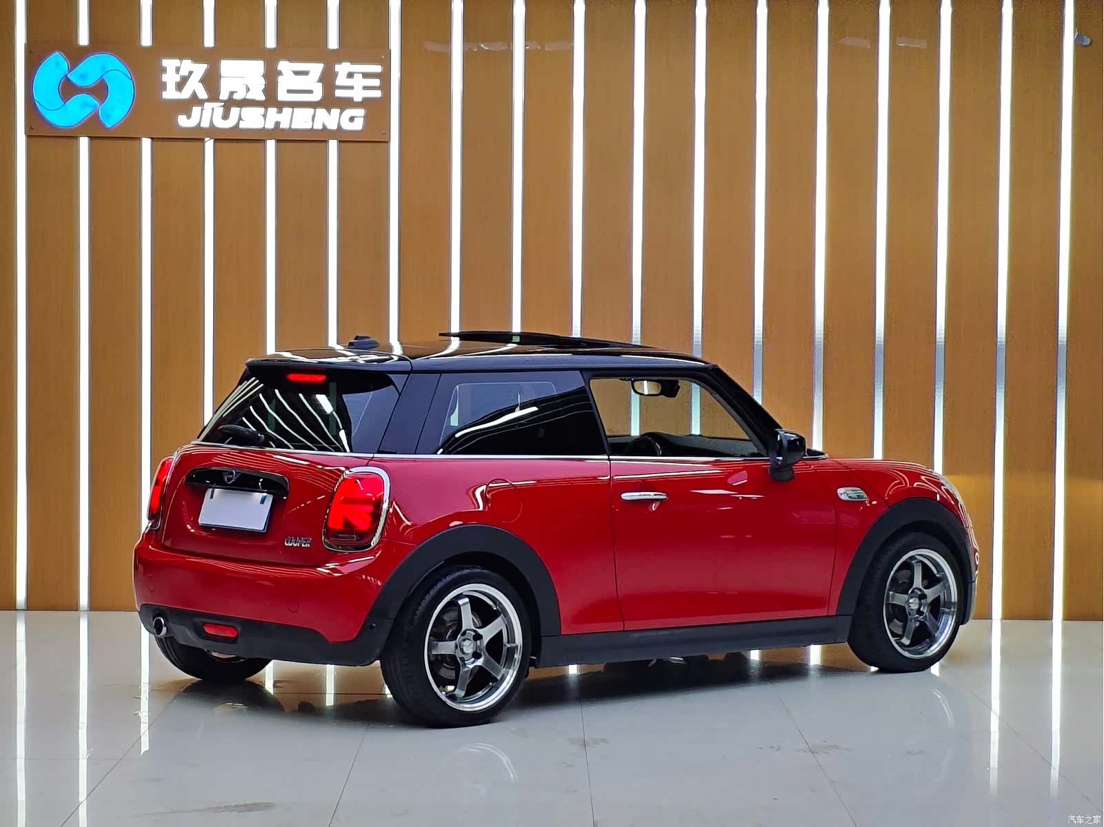 Mini Cooper, 2019 3
