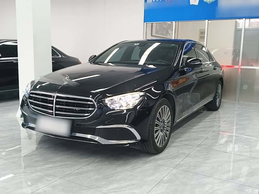 Mercedes-Benz E-Class, 2023 1