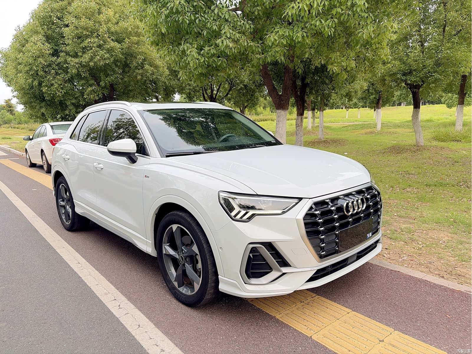 Audi Q3, 2022 8