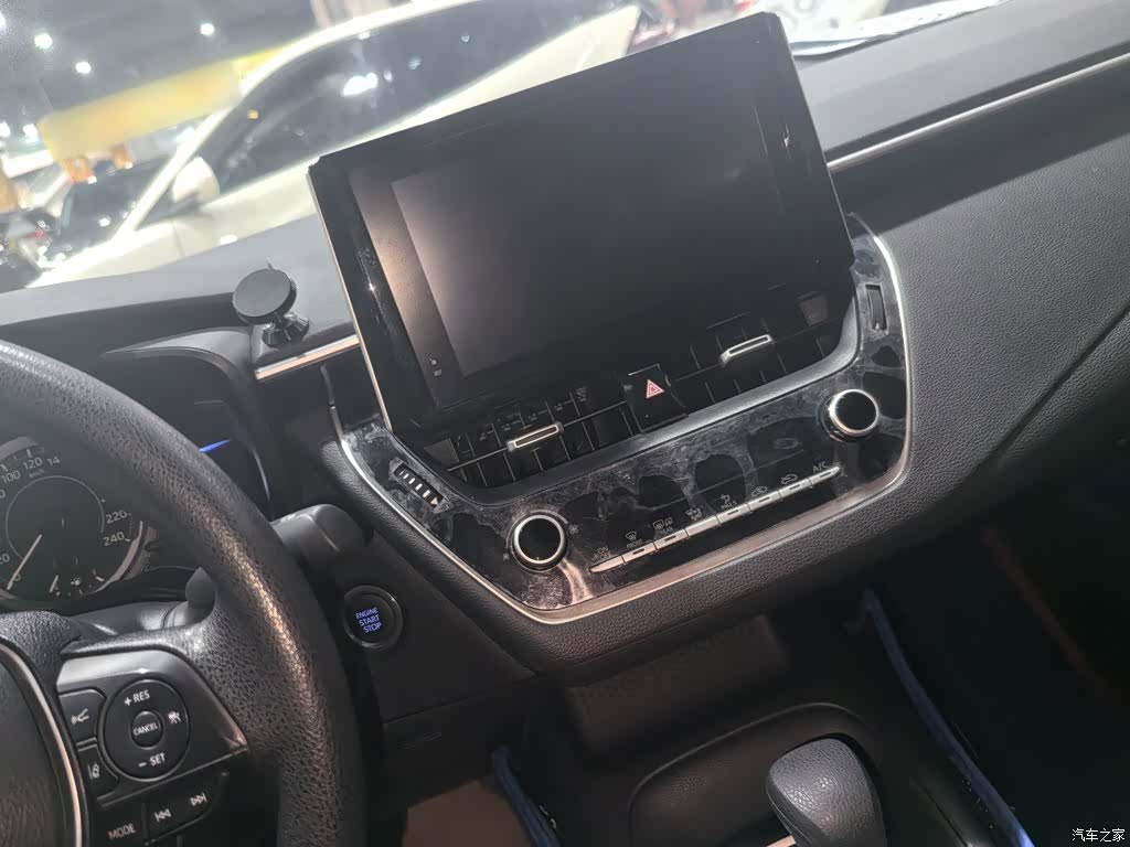 Toyota Corolla, 2021 все фото