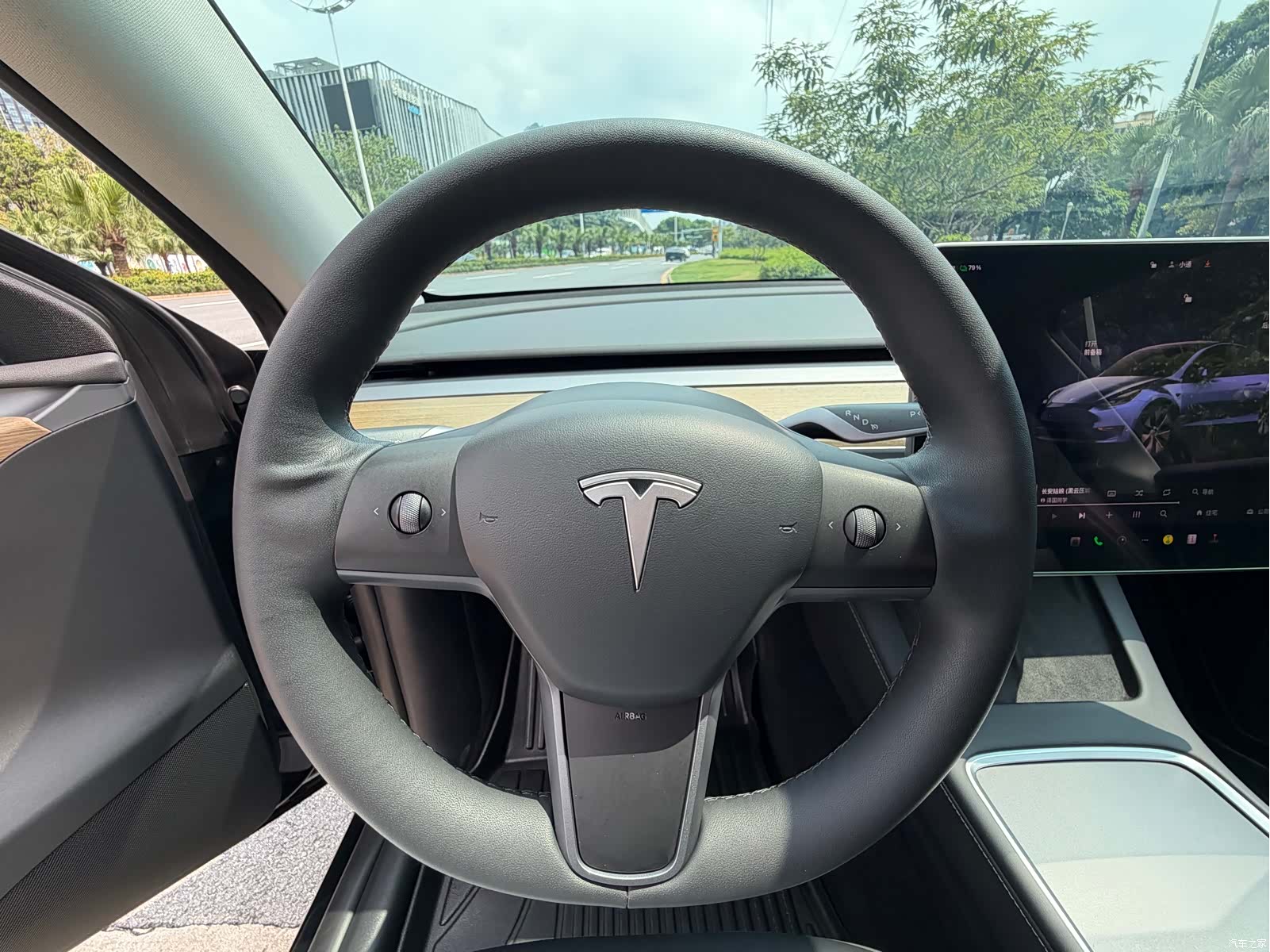 Tesla Model Y, 2023 14