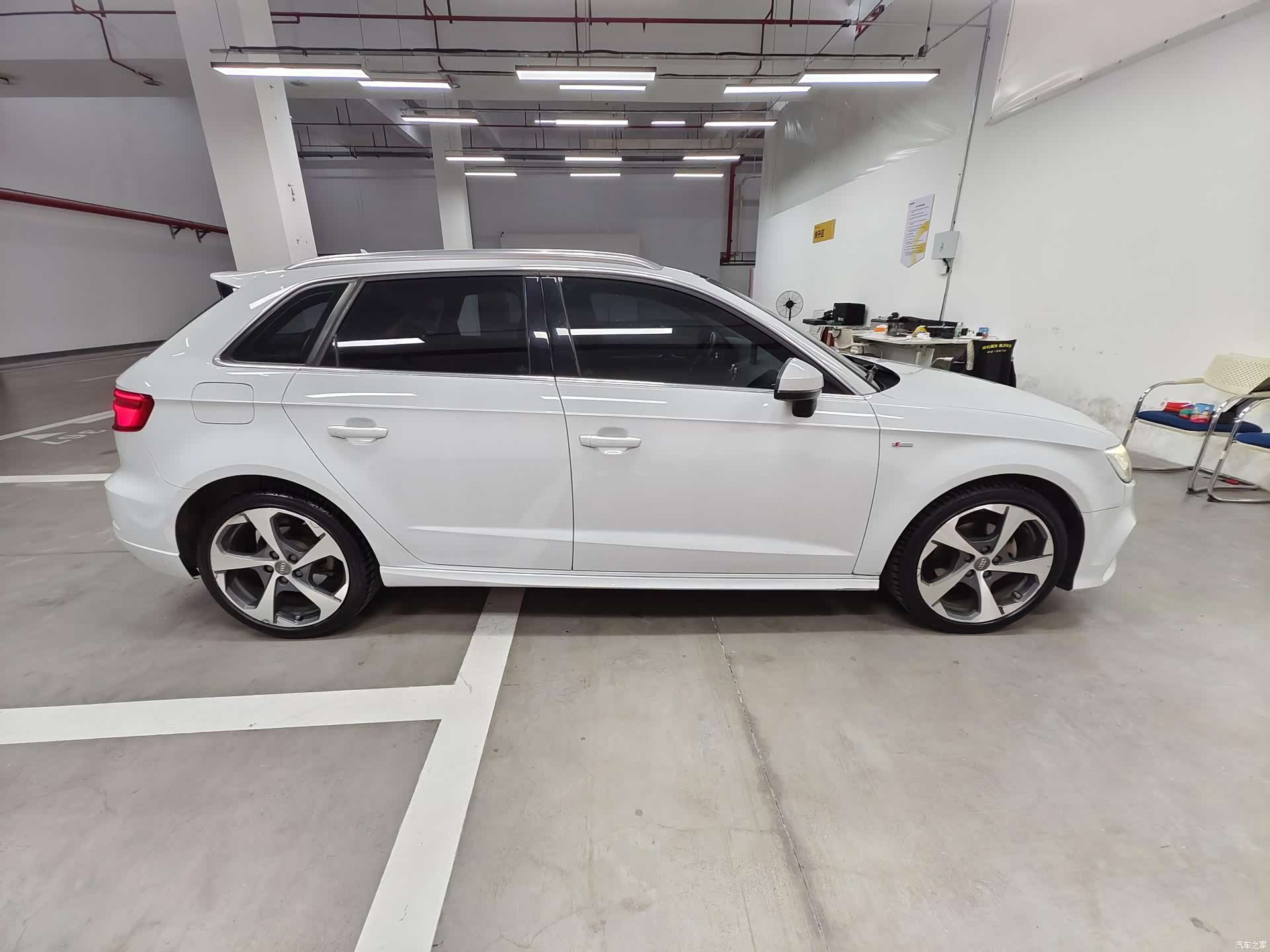 Audi A3, 2018 все фото