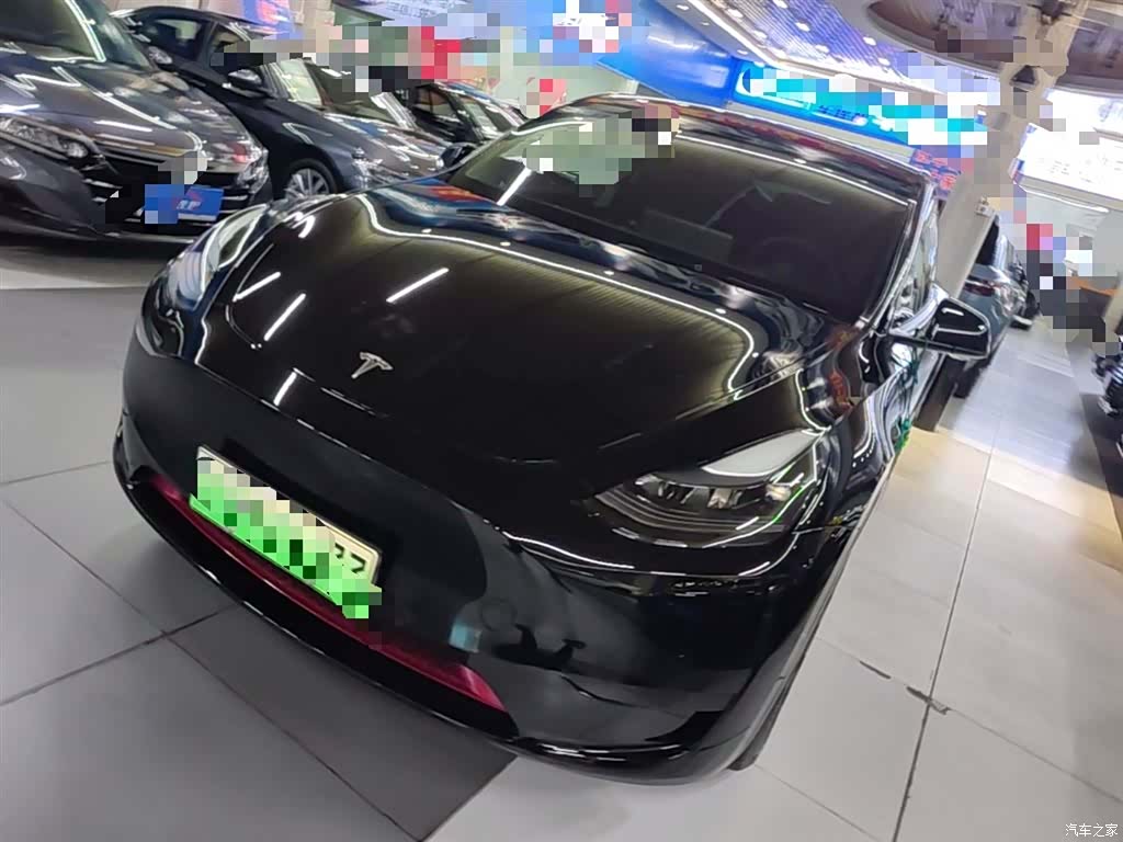 Tesla Model Y, 2022 2