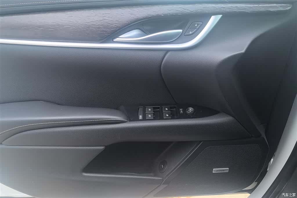 Cadillac XTS, 2019 7