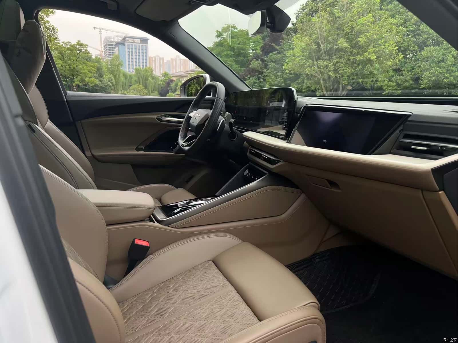 Audi Q5L, 2025 7