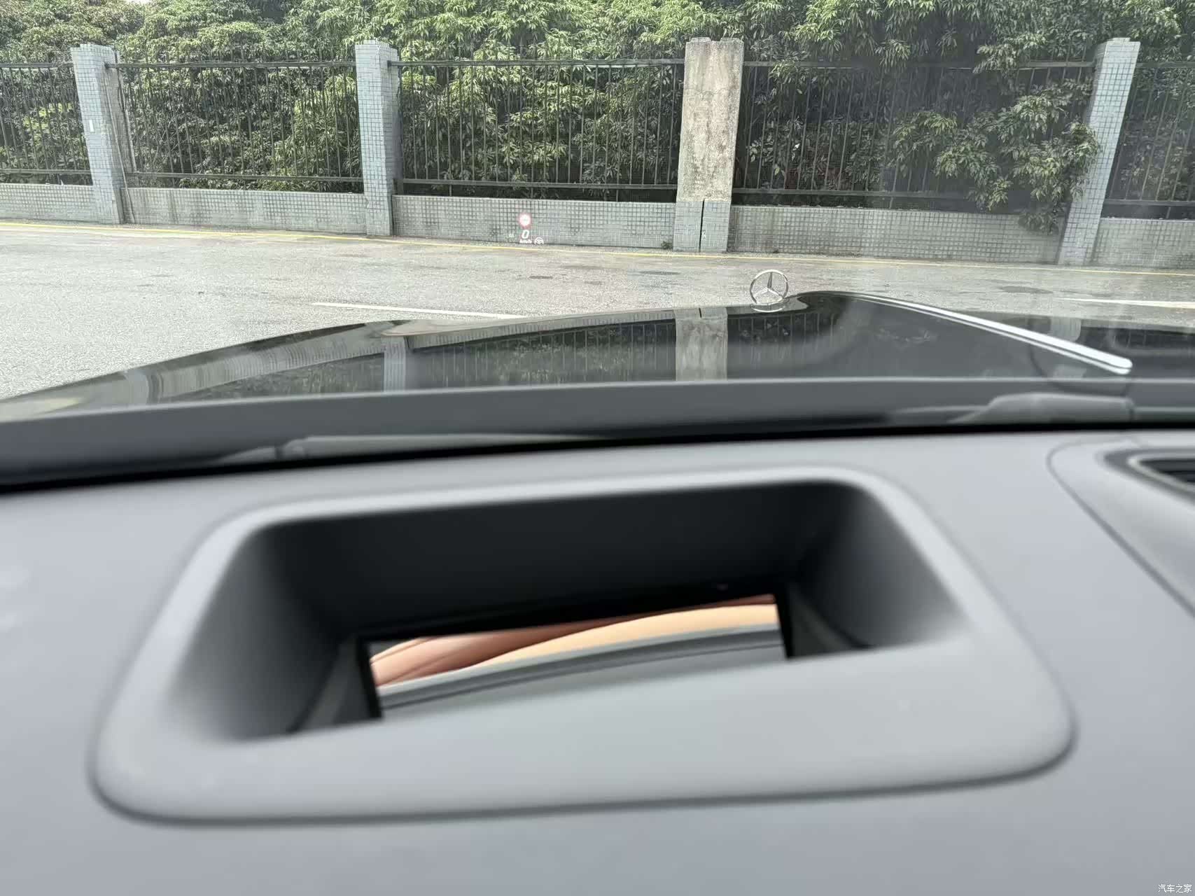 Maybach S-Class, 2022 11