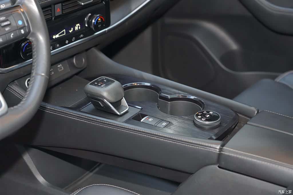 Nissan X-Trail, 2022 11
