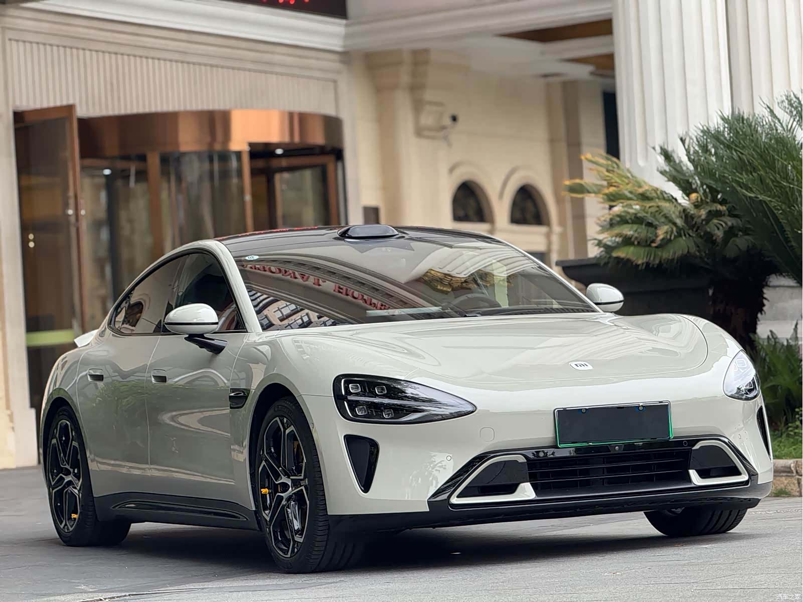 Xiaomi SU7, 2025 13