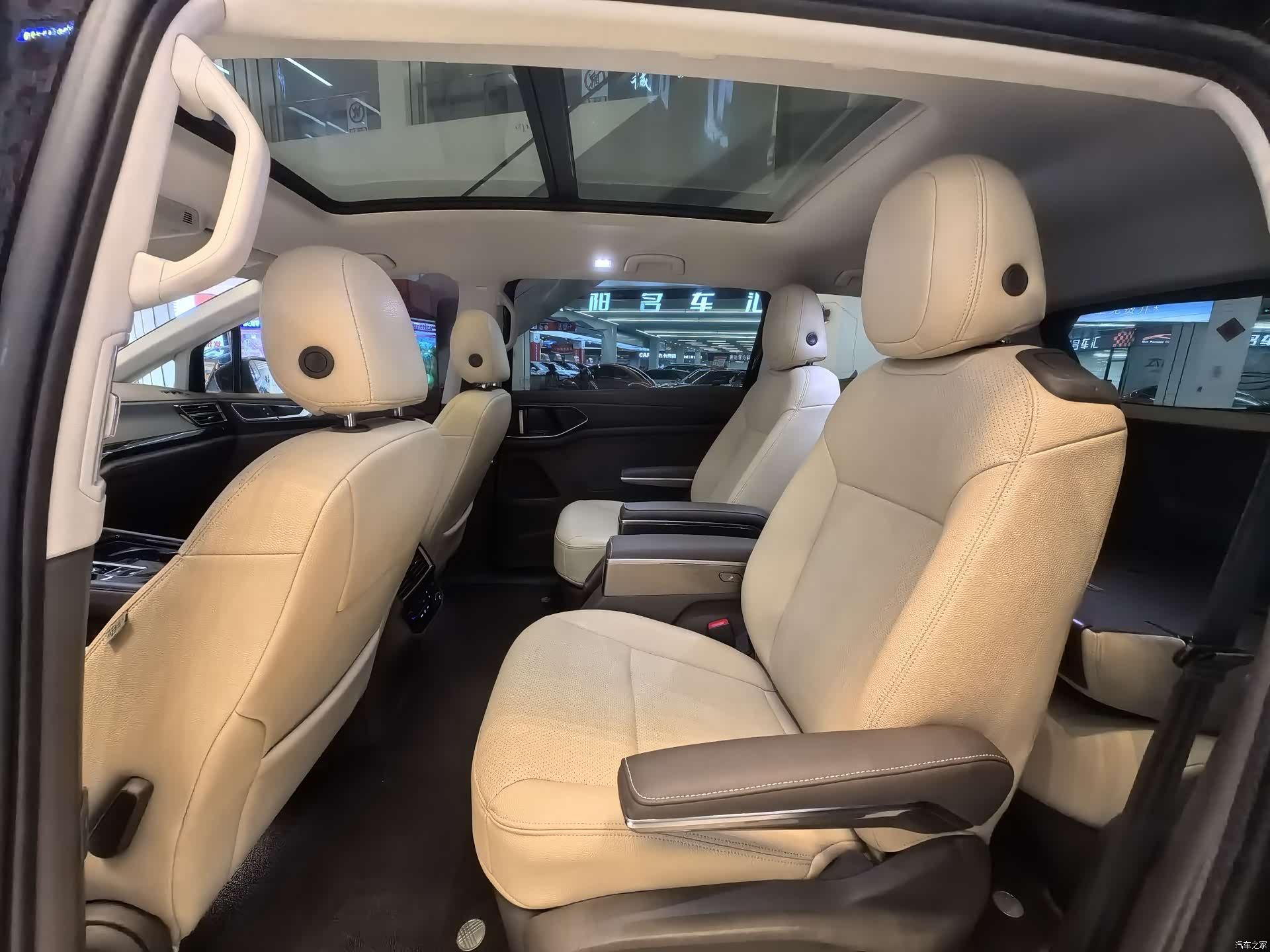 Volkswagen Viloran, 2023 все фото