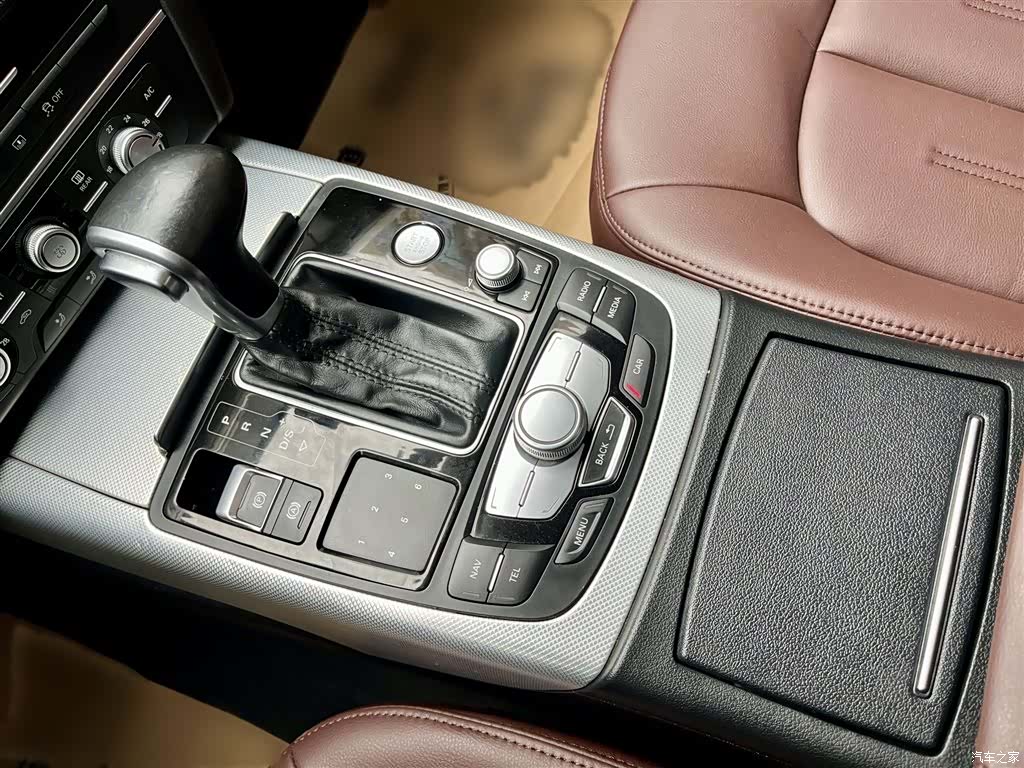 Audi A6L, 2015 6