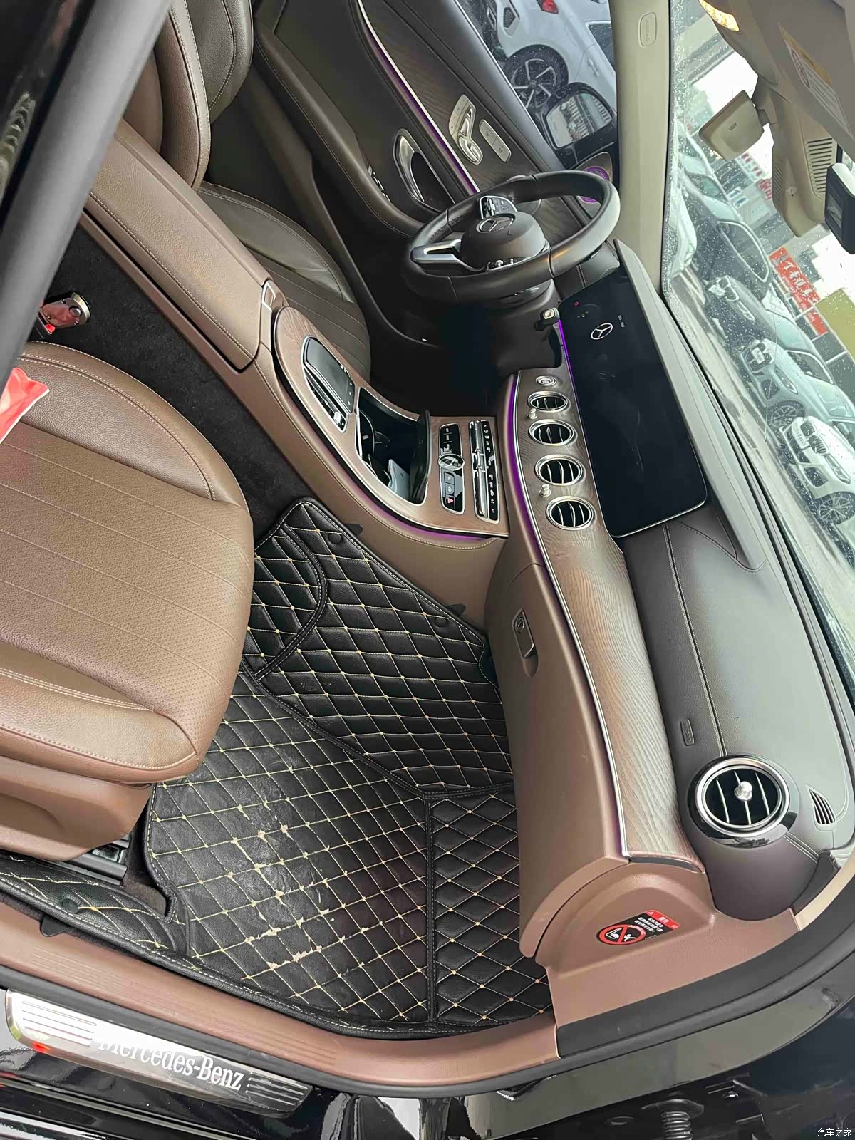 Mercedes-Benz E-Class, 2020 14