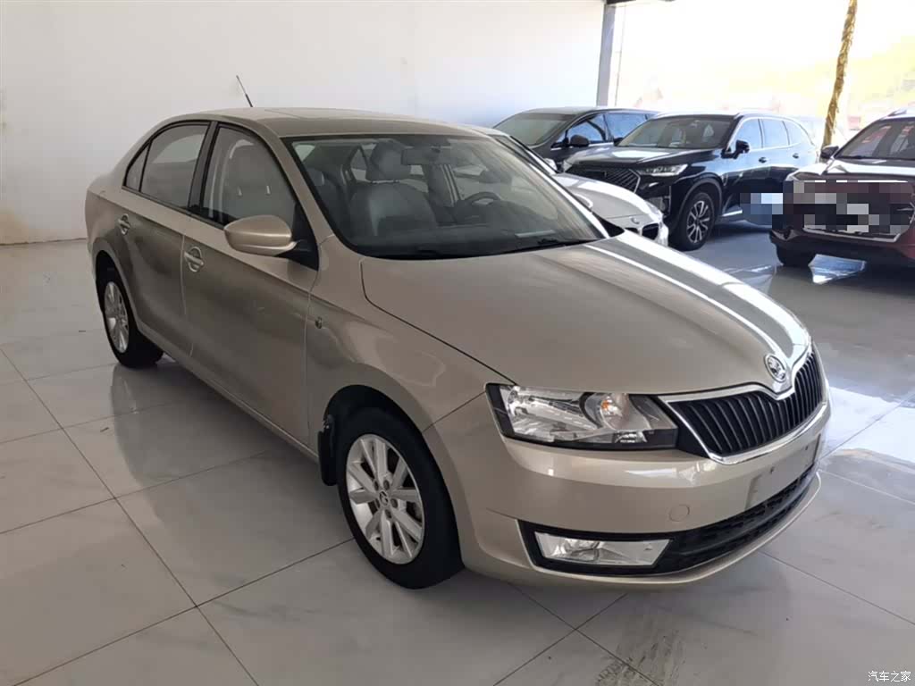 Skoda Rapid, 2016 4
