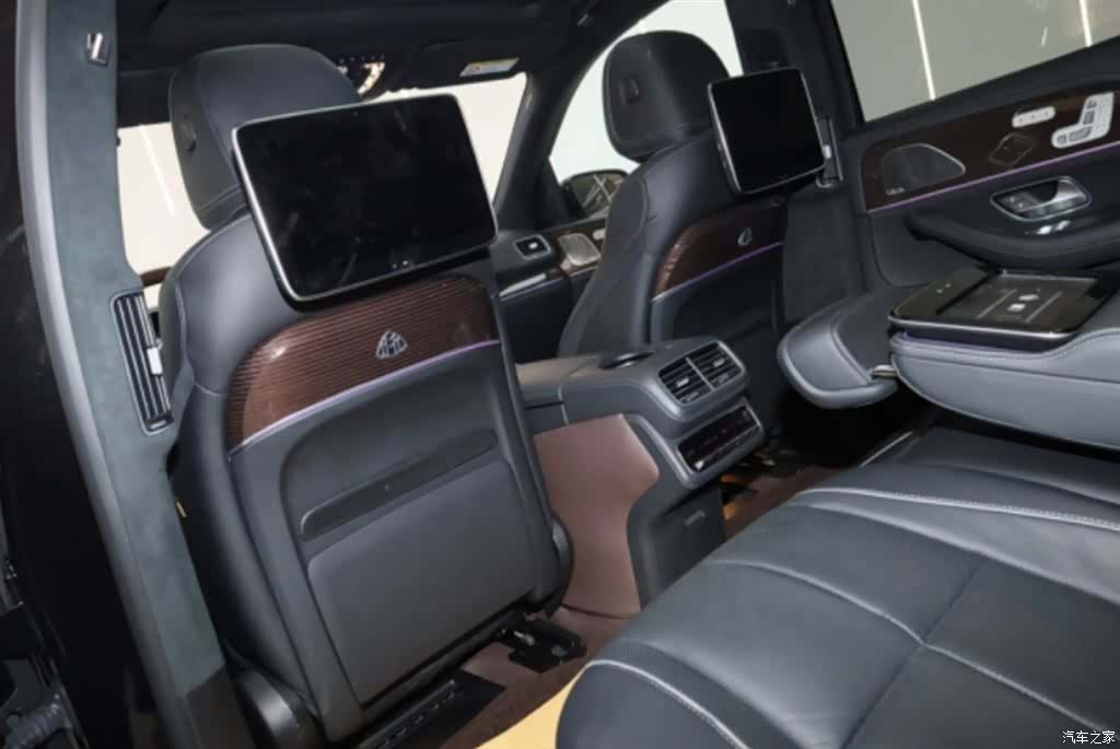 Maybach GLS, 2021 все фото