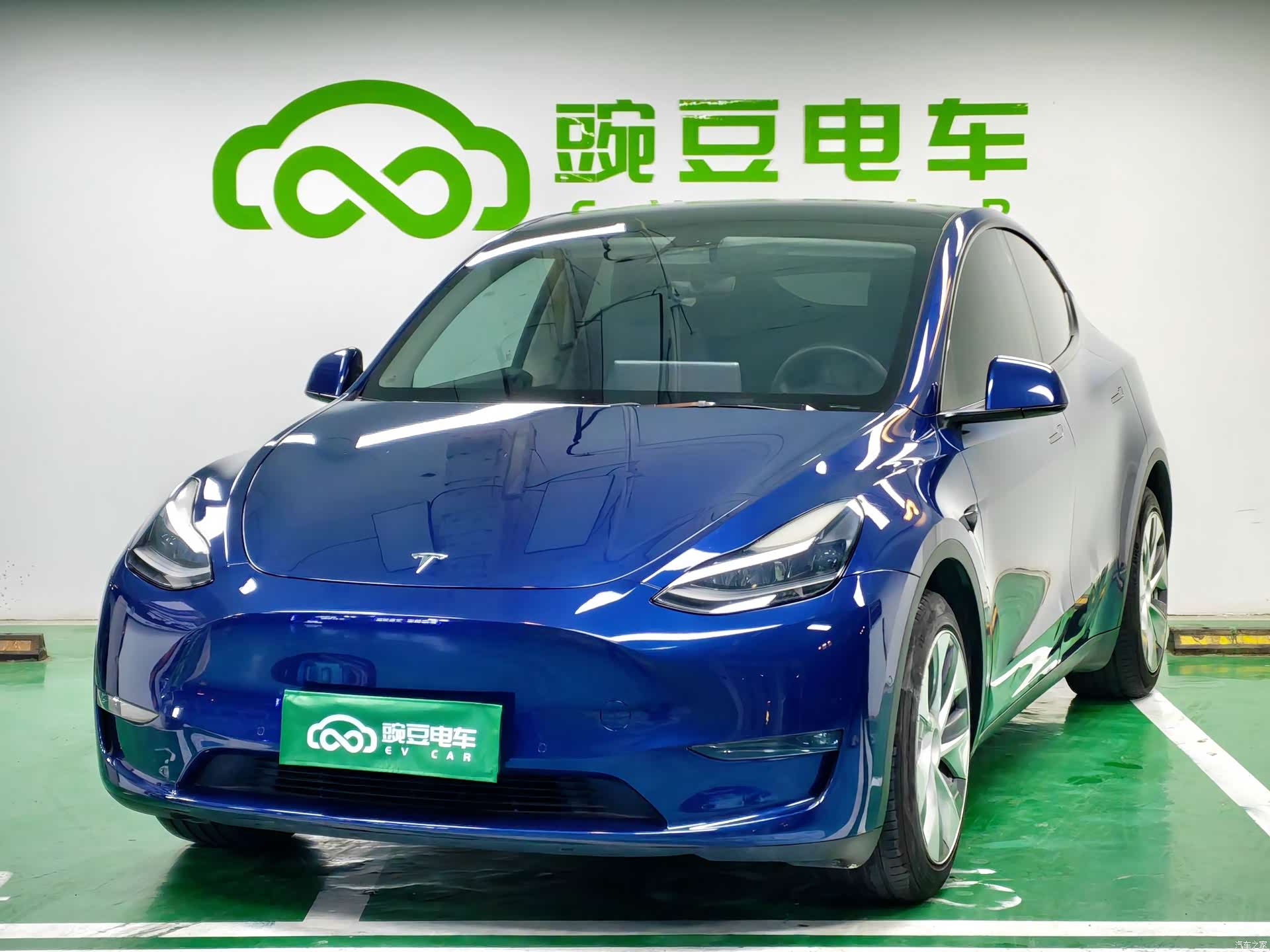 Tesla Model Y, 2021 1