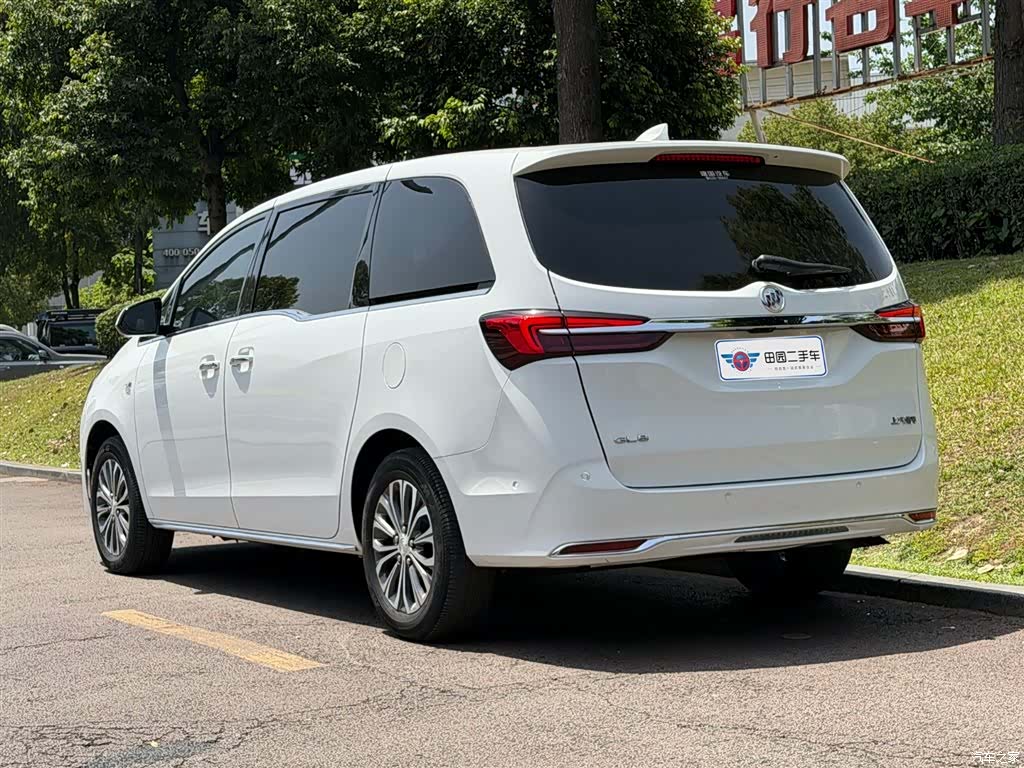 Buick GL8, 2023 4