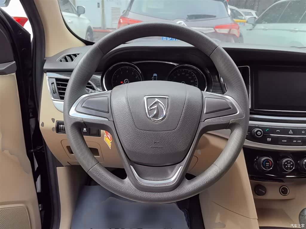 Wuling 730, 2018 11