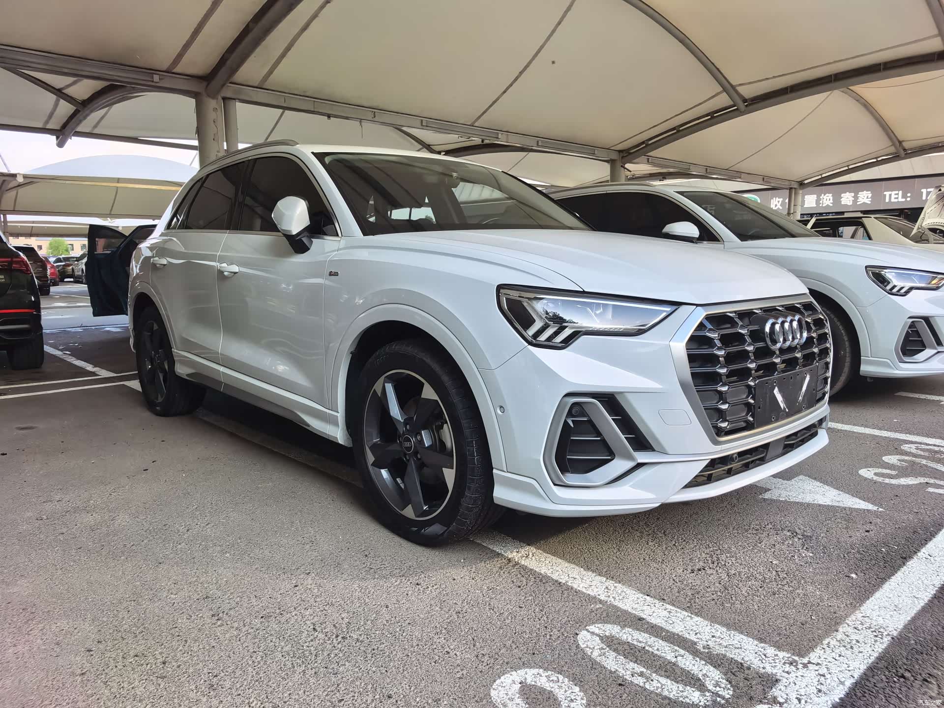 Audi Q3, 2022 3