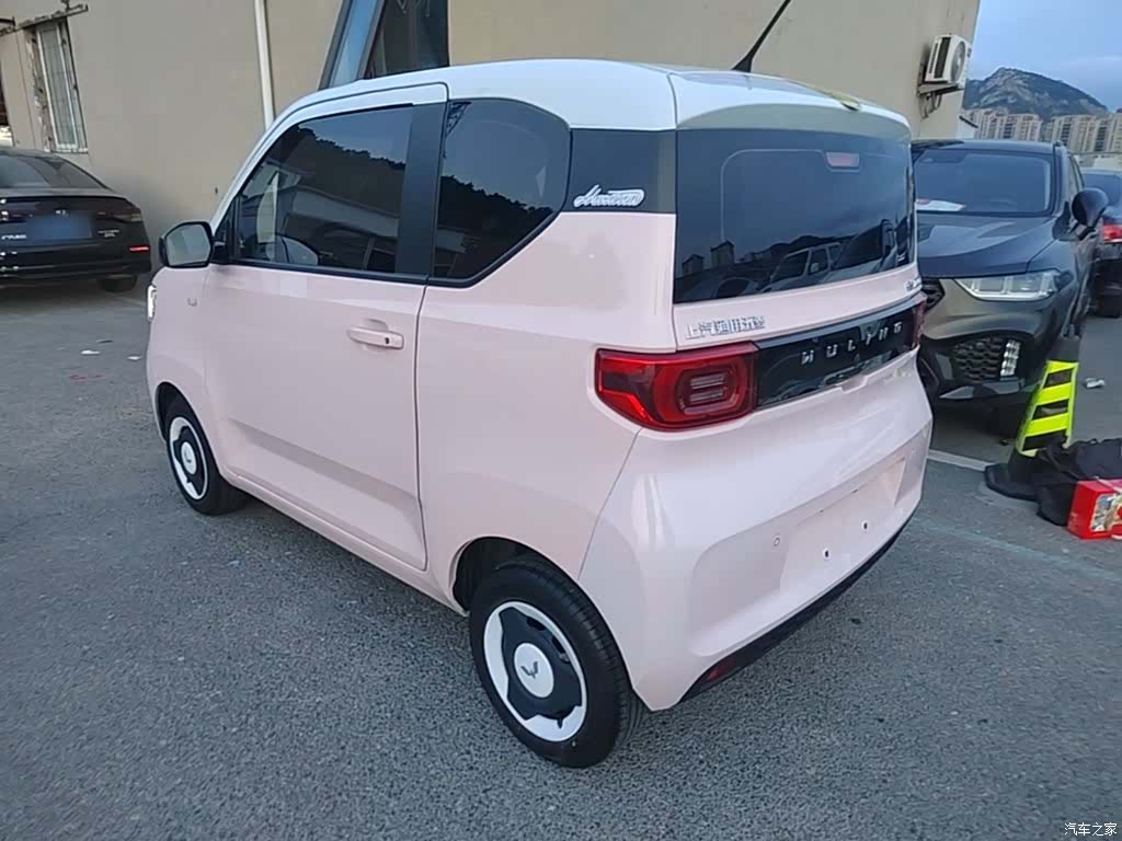 Wuling Yuan, 2022 все фото