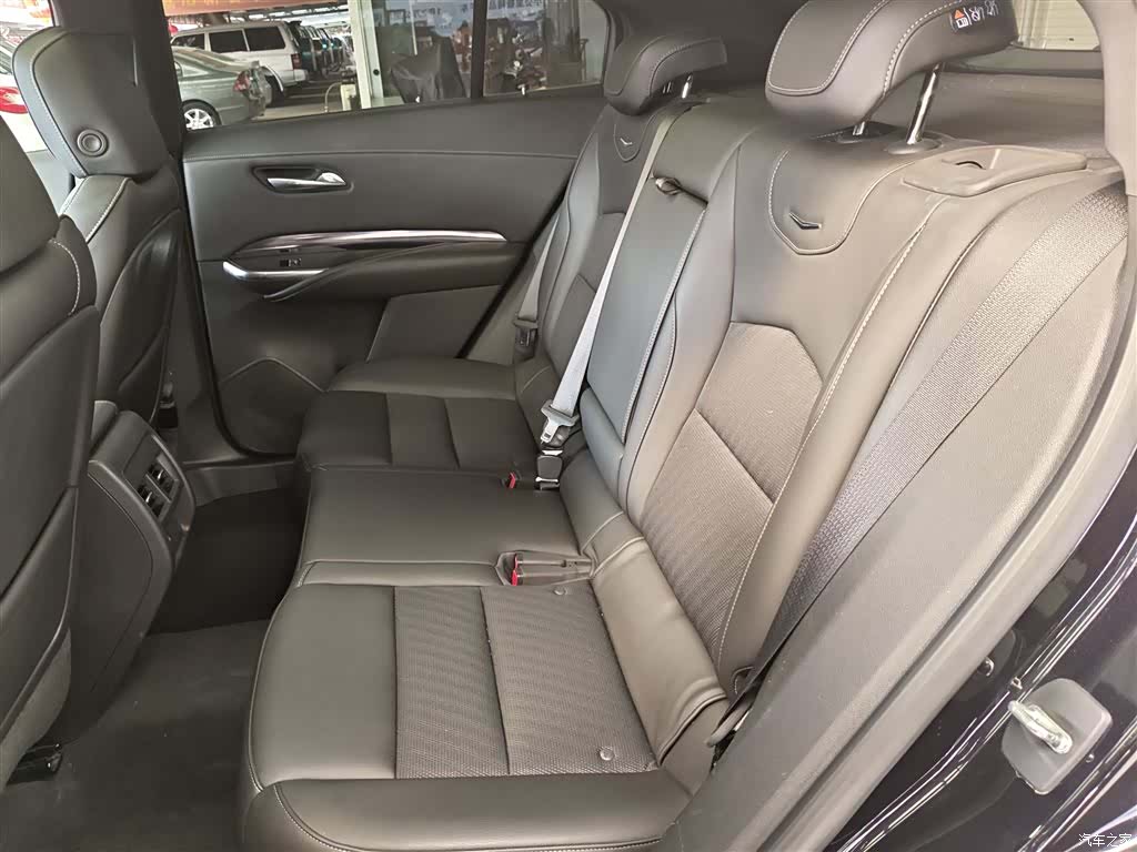Cadillac XT4, 2021 17