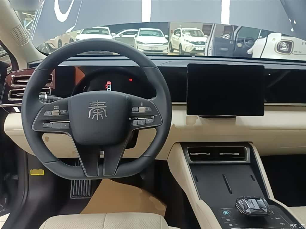 BYD Qin, 2025 10