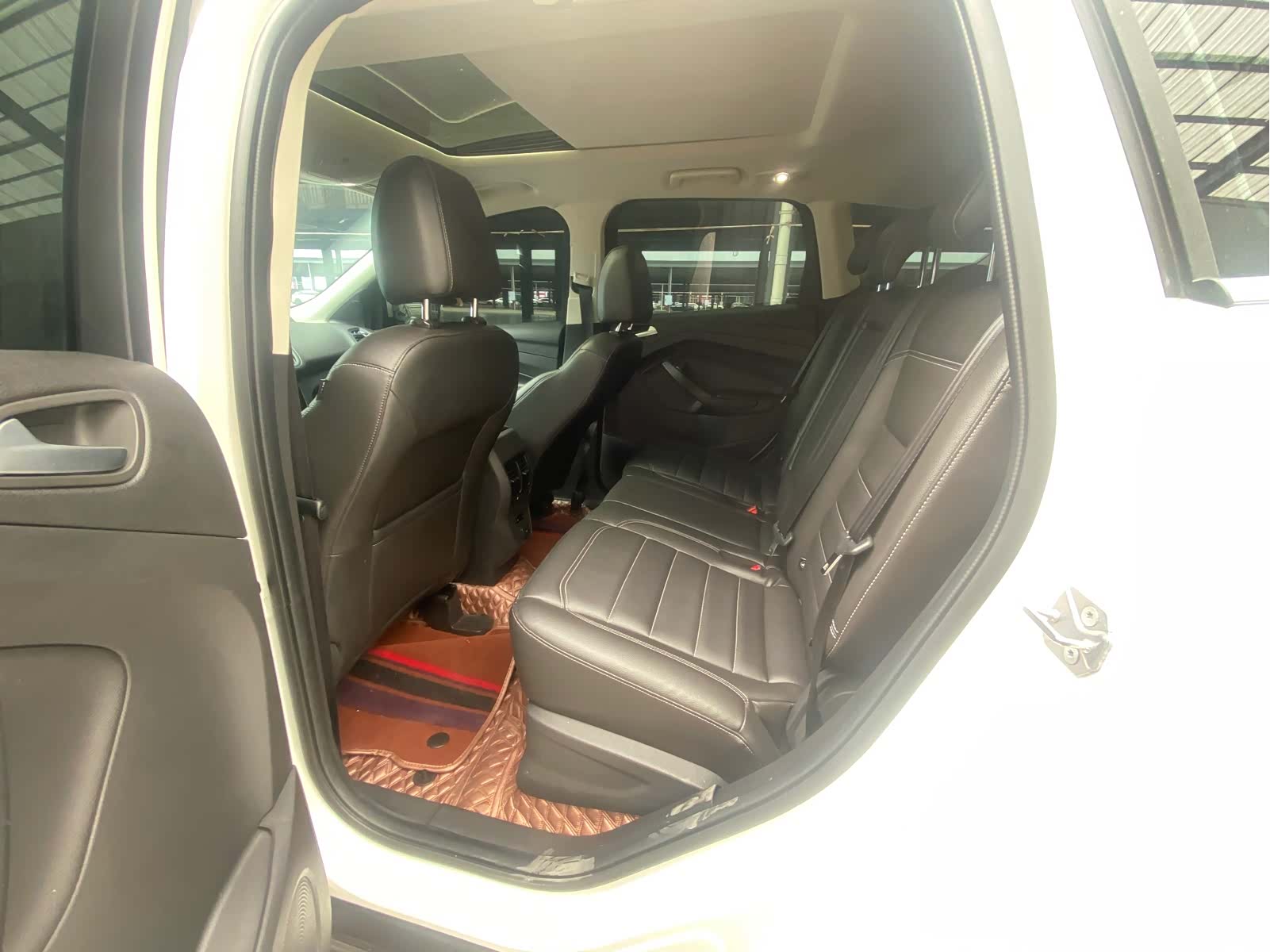 Ford Kuga, 2021 13