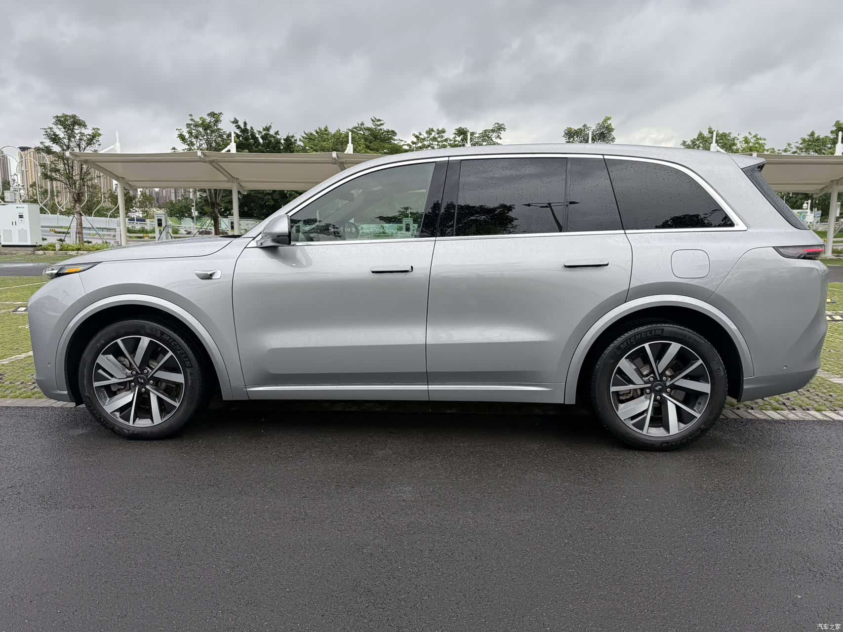 Li Auto L8, 2023 7