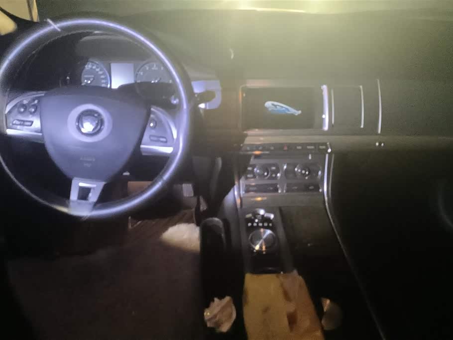 Jaguar XF Jaguar XF