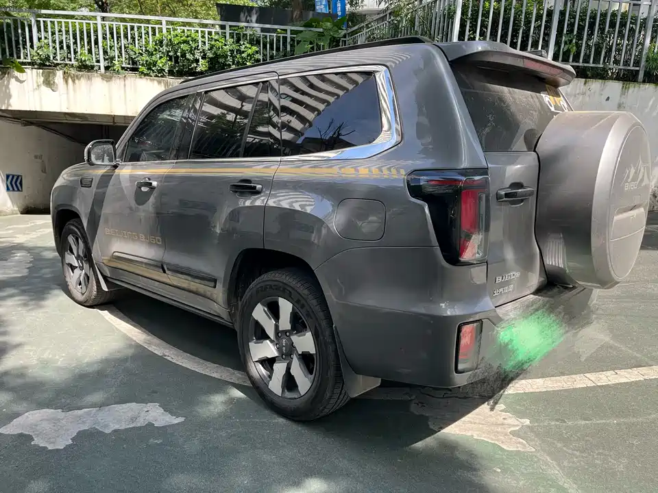 Beijing BJ60 Thunder