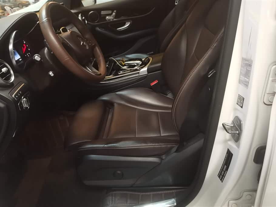 Mercedes-Benz GLC Mercedes-Benz GLC