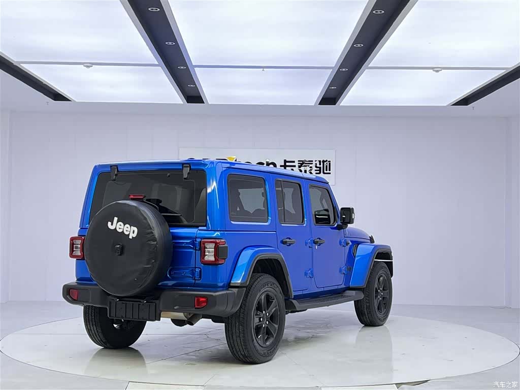 Jeep Wrangler, 2023 все фото