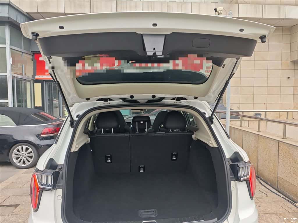 Lynk & Co 01, 2019 18
