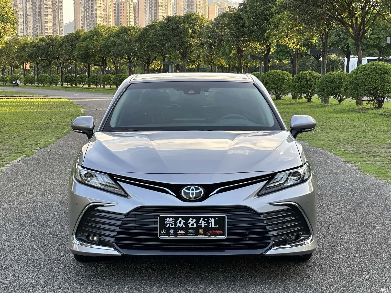 Toyota Camry, 2023 2