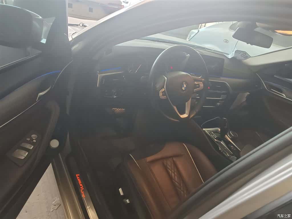 BMW 5 Series, 2018 13