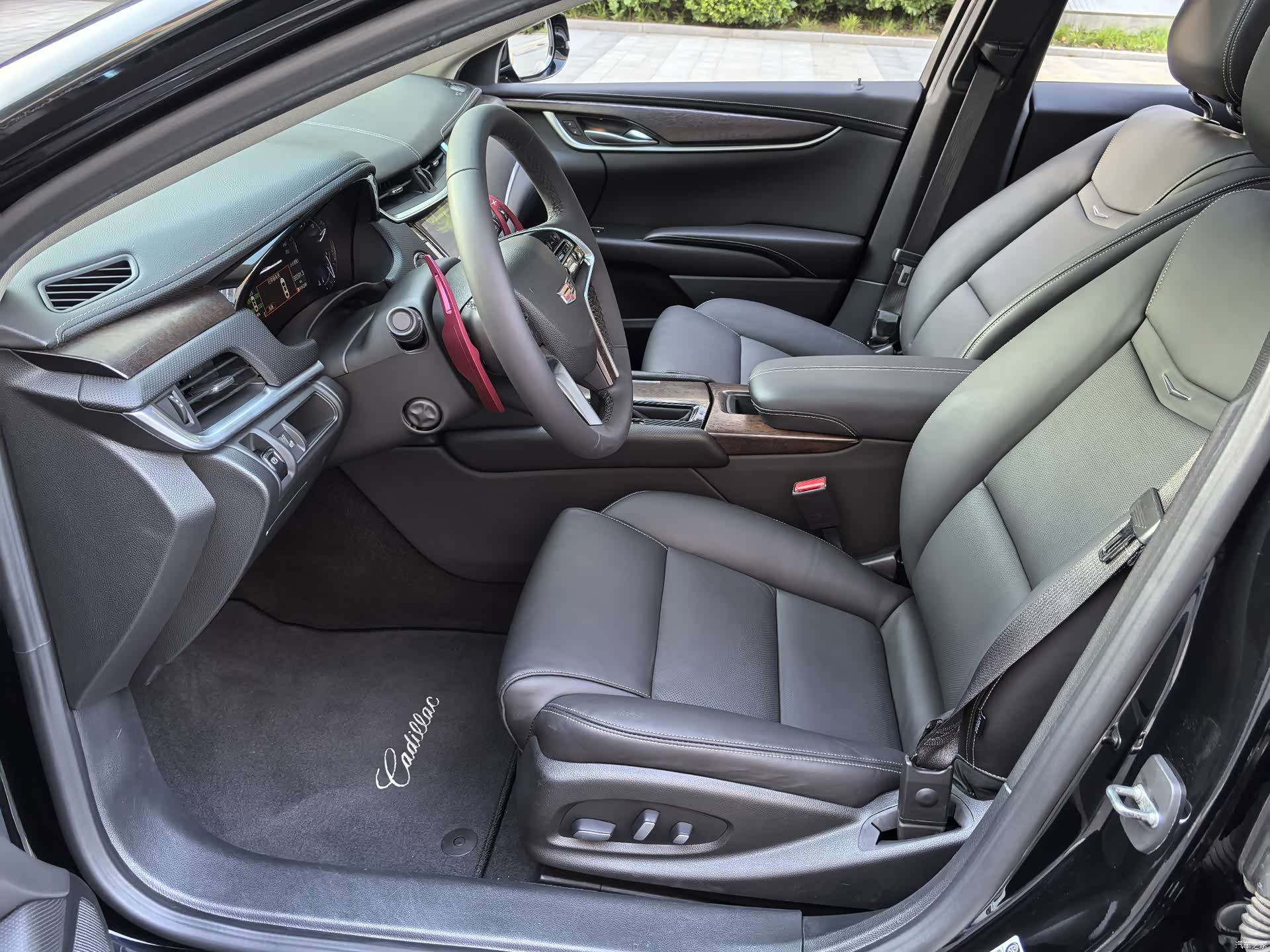 Cadillac XTS, 2019 21