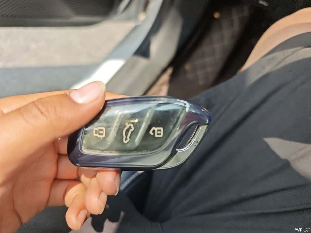 Roewe i5, 2021 9