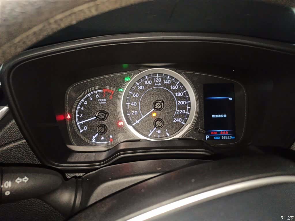 Toyota Frontlander, 2022 8