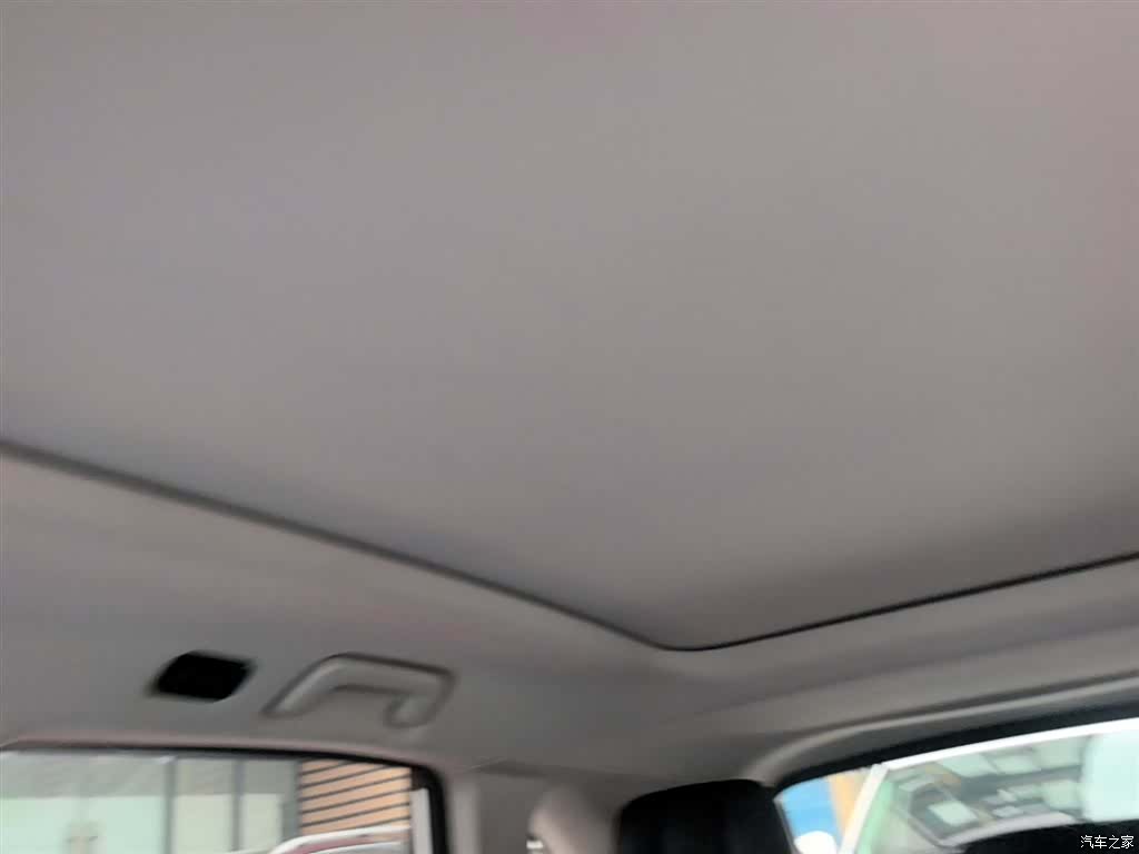 Geely Galaxy 500, 2023 18