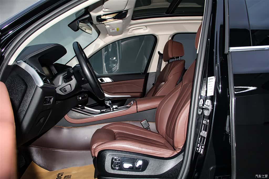 BMW X7, 2022 24