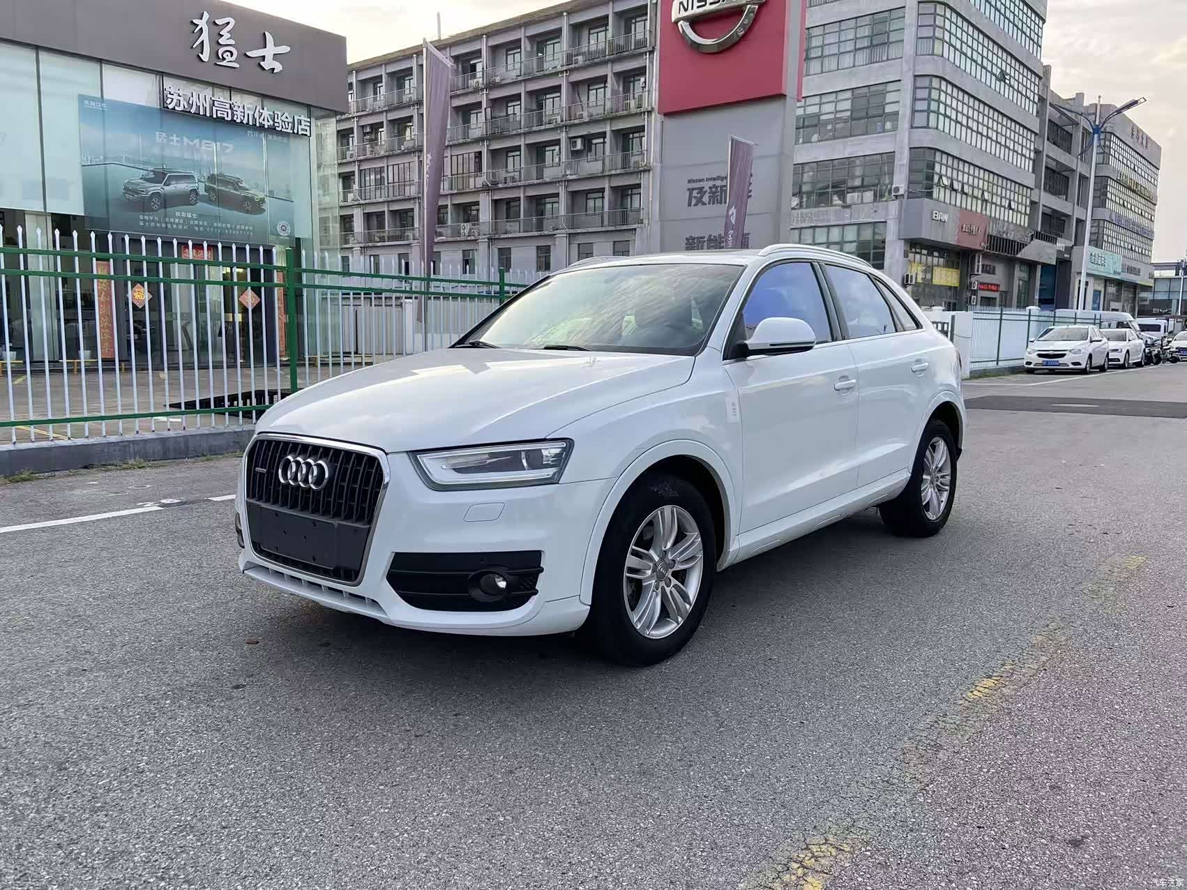 Audi Q3, 2014 1