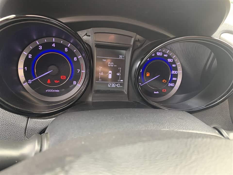 Changan CS15
