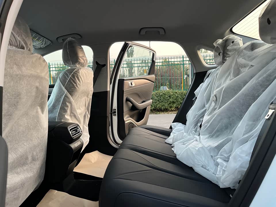 Geely Galaxy Galaxy Sparkle 6