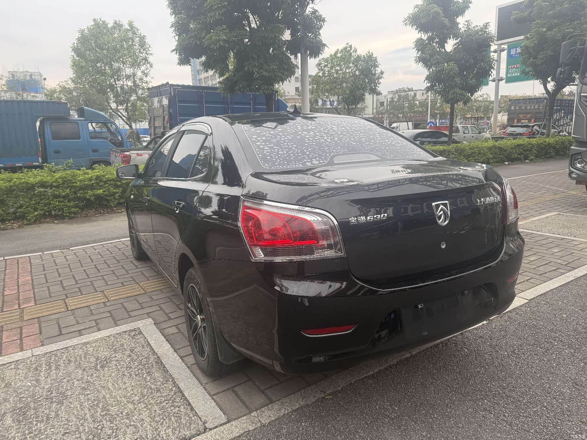 Wuling 630, 2013 6
