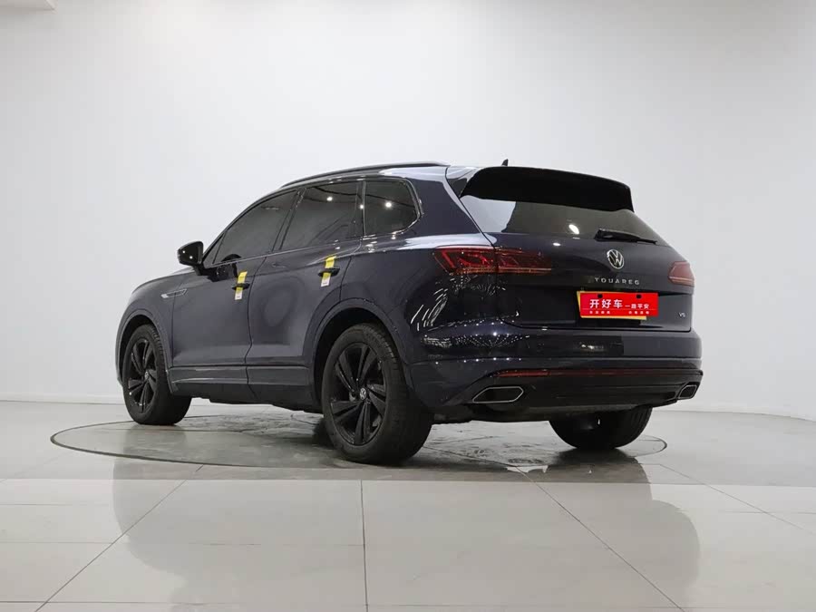Volkswagen Touareg 2024, фото 6