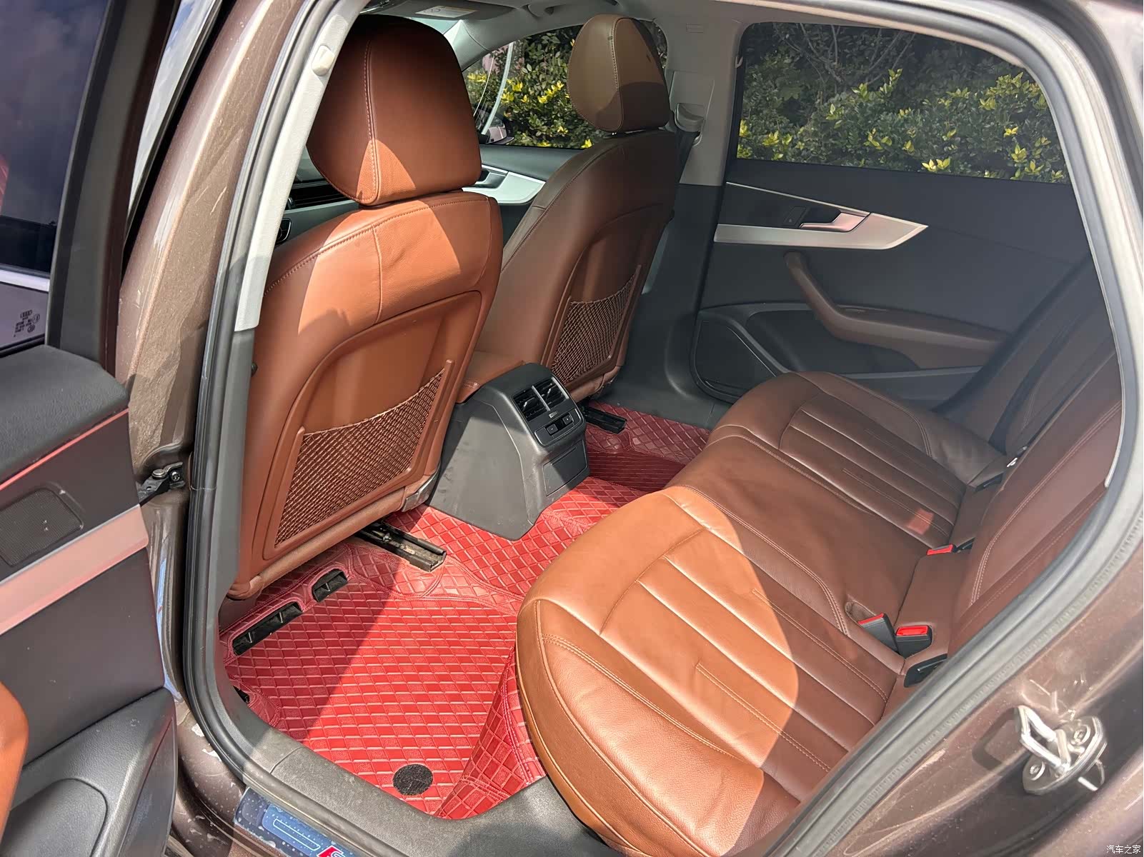 Audi A4L, 2018 9