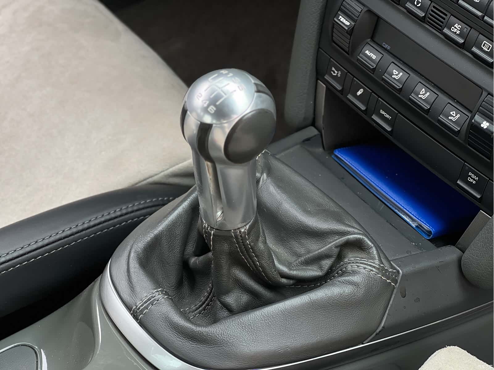 Porsche 911, 2004 14