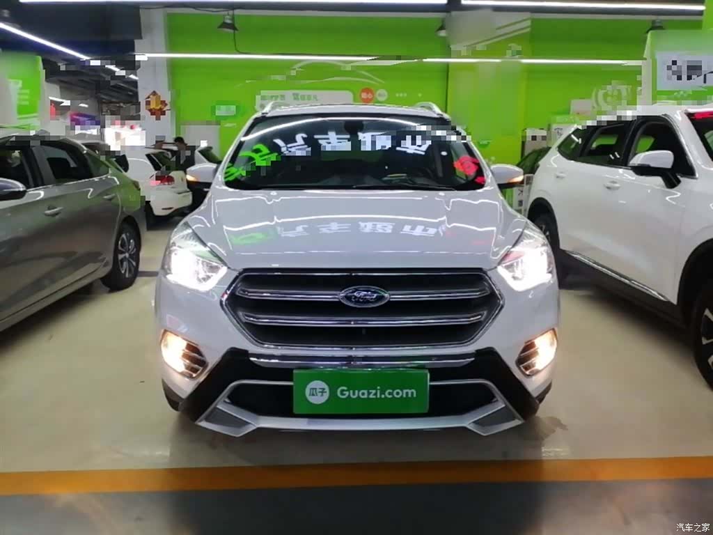 Ford Kuga, 2017 3