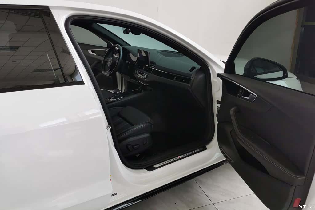 Audi A4L, 2023 8