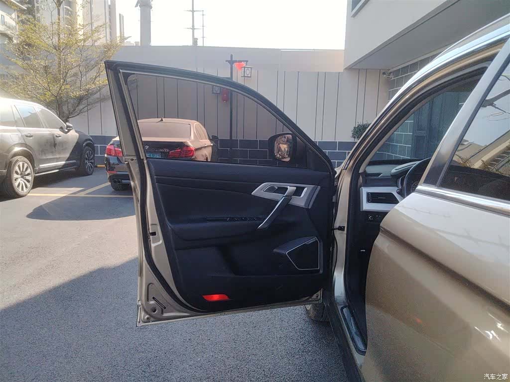 Geely Boyue, 2018 11